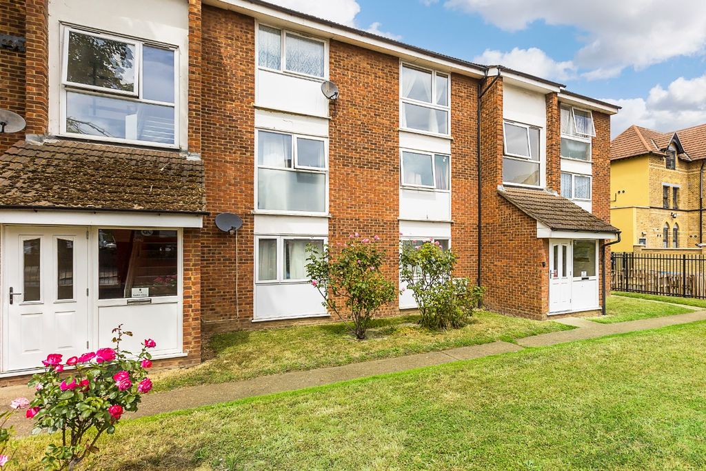 Property photo 1 of 13 2714552