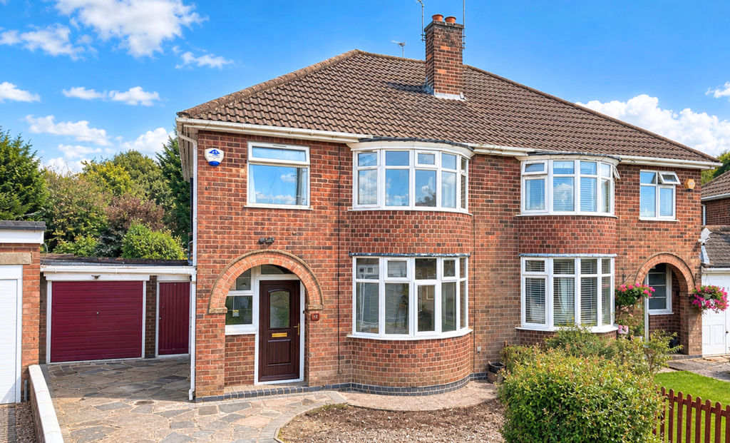 Property photo 1 of 14 Deal Estate Agents