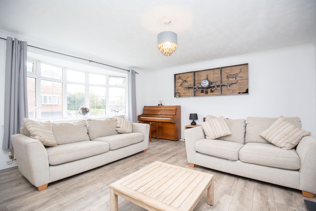 Property photo 2 of 19 Mw-8618