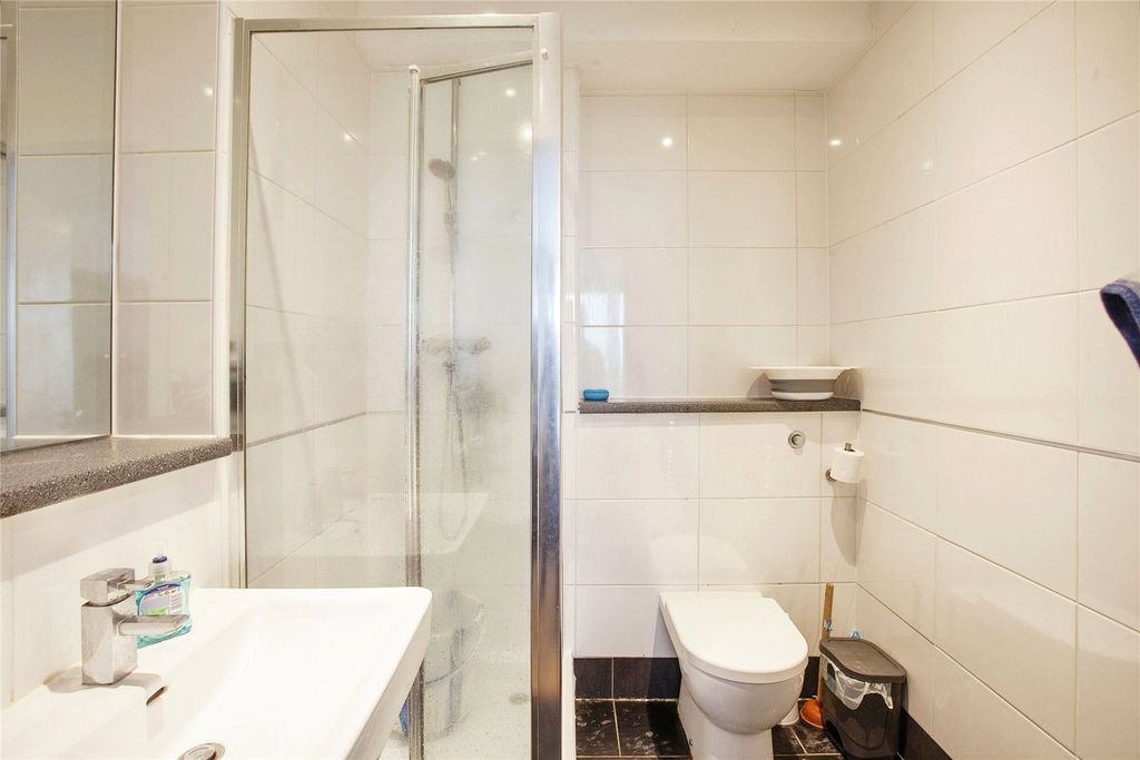 Property photo 2 of 15 Picture No. 26