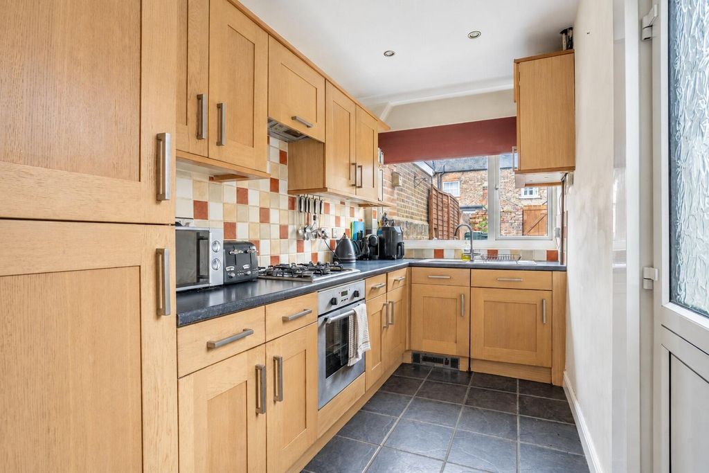 Property photo 3 of 13 Kitchen