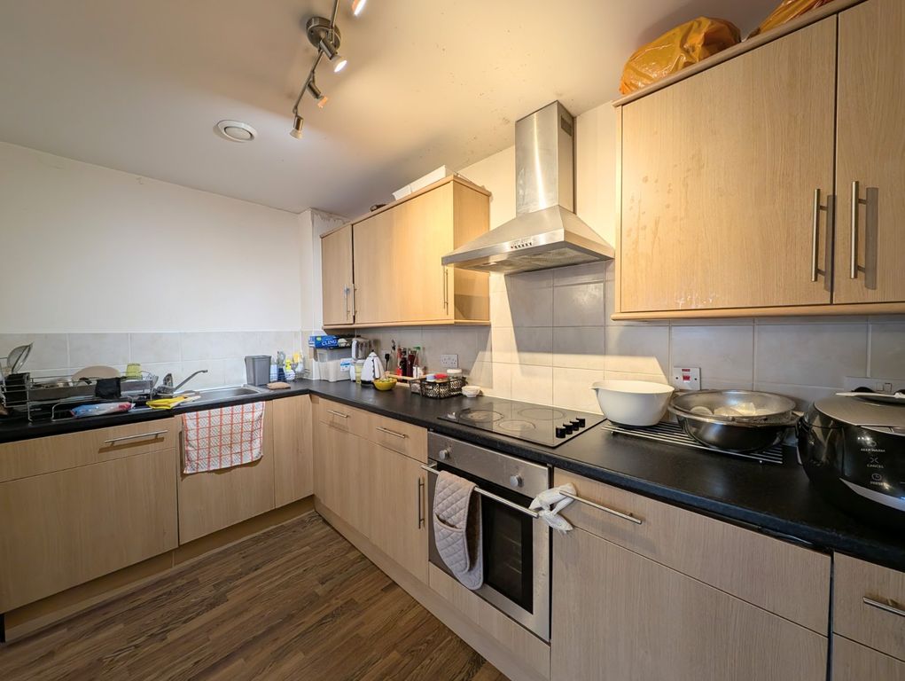 Property photo 2 of 11 Picture No. 12