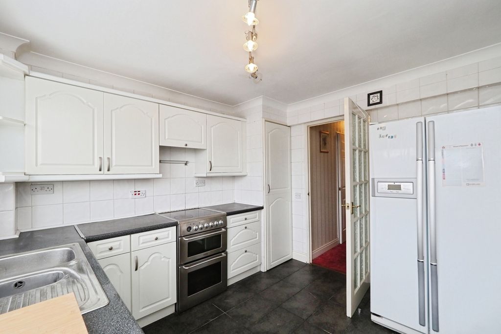 Property photo 3 of 18 Photo