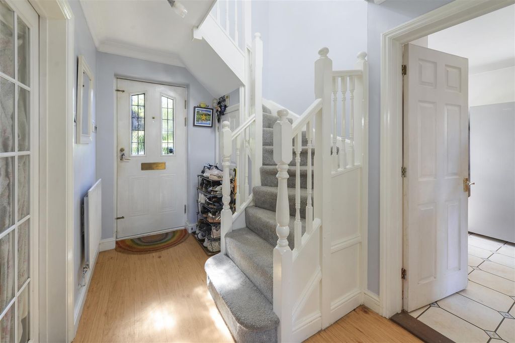 Property photo 2 of 17 31Buttercup02.Jpg