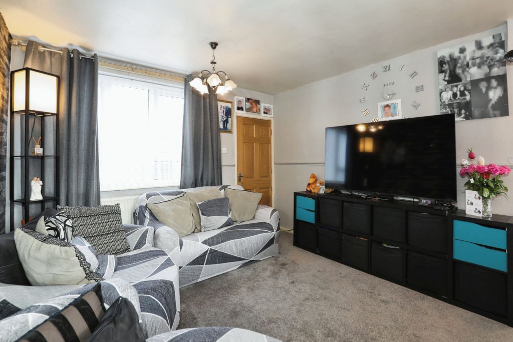 Property photo 3 of 13 Photography
