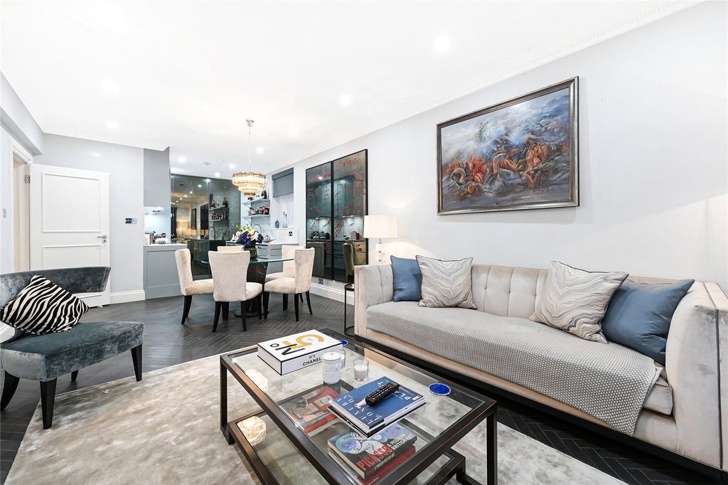 Property photo 2 of 18 Picture No. 27