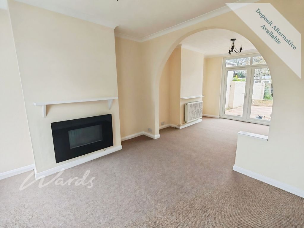 Property photo 3 of 10 Living  Room