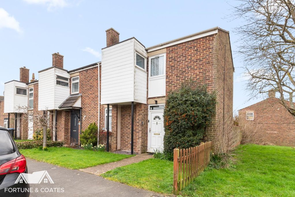 Property photo 1 of 18 Willowfield_21.Jpg