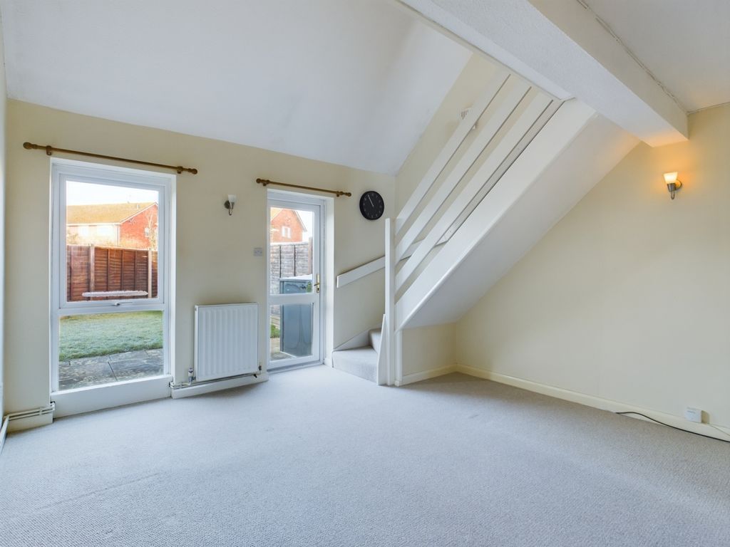 Property photo 3 of 10 Cam03052G0-Pr0070-Still003