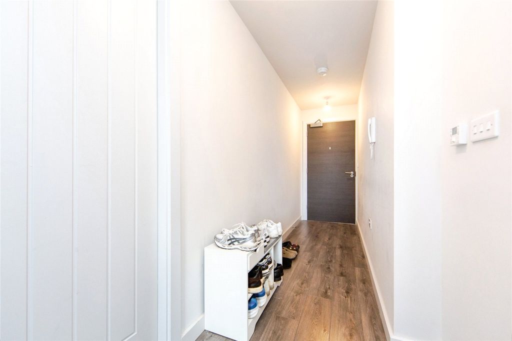 Property photo 3 of 20 Picture No. 06