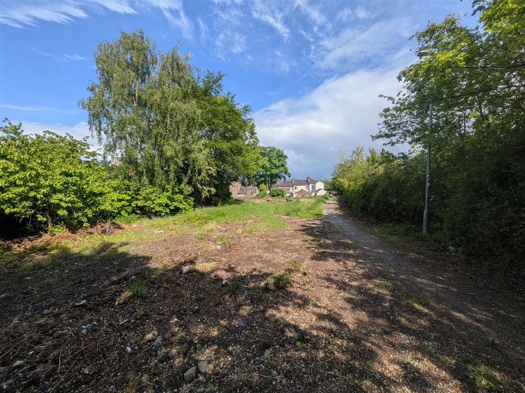 Property photo 3 of 7 1000015443.Jpg