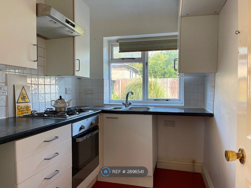 Property photo 2 of 15 Kitchen
