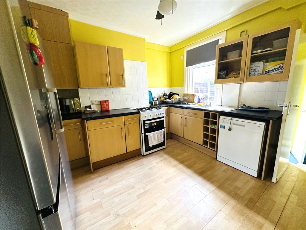 Property photo 2 of 11 Picture No. 03