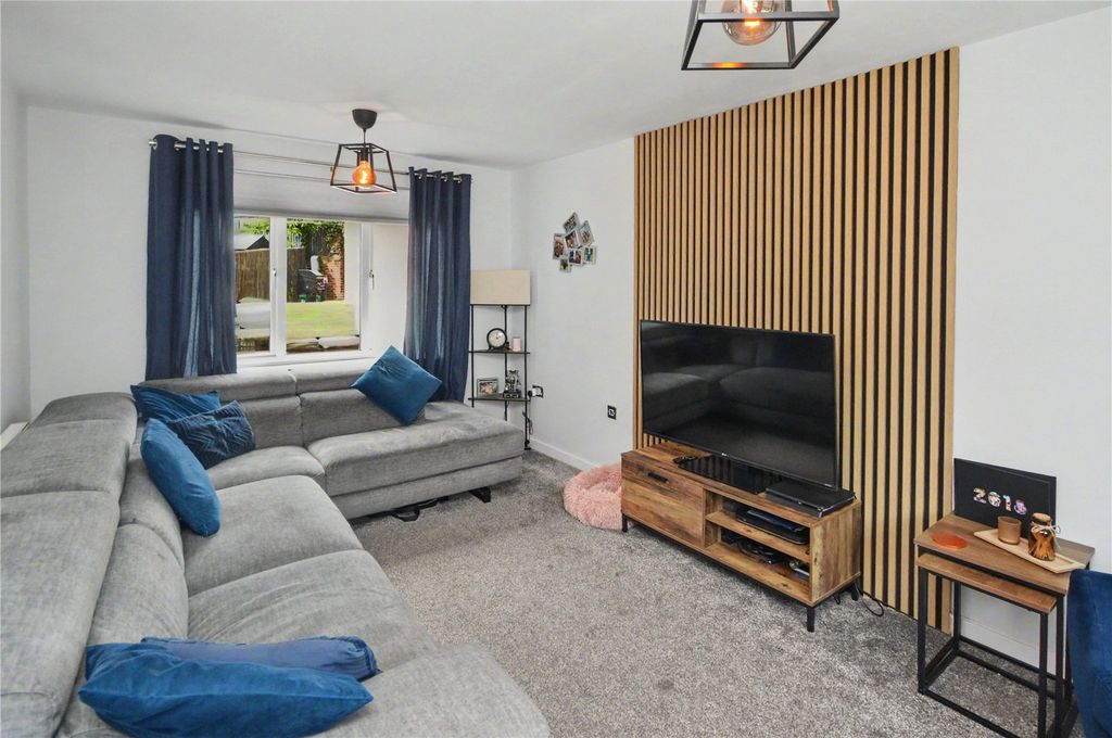 Property photo 2 of 14 Picture No. 02