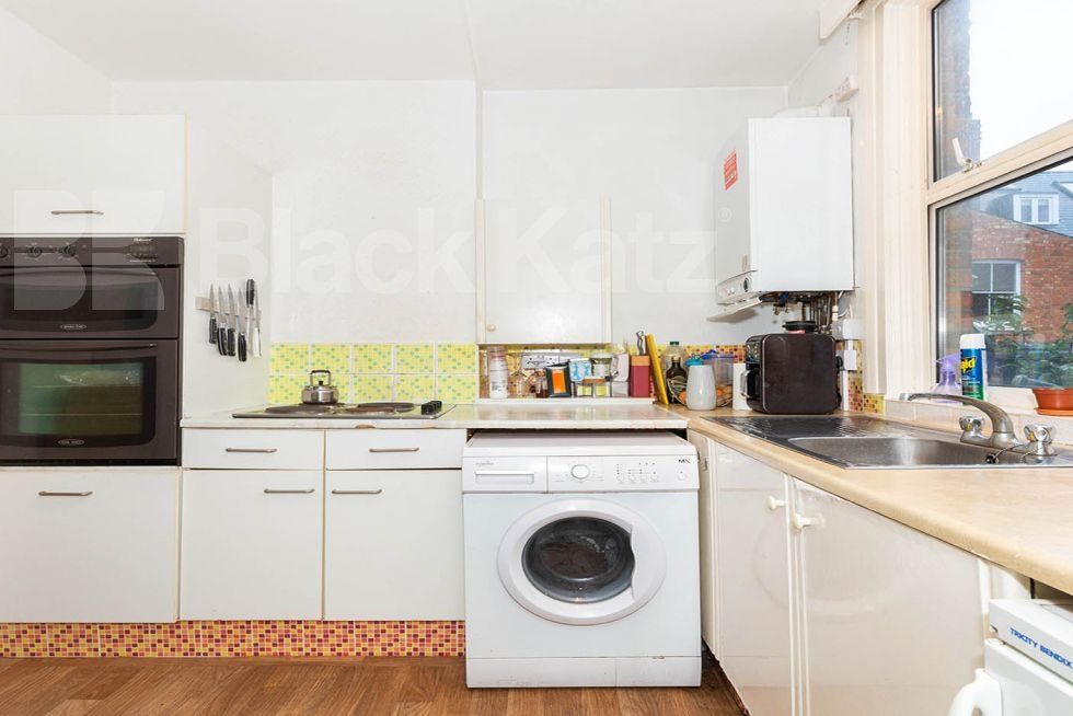 Property photo 3 of 6