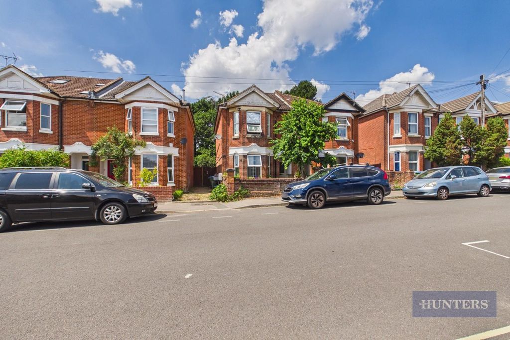 Property photo 1 of 12 Cam05152G0-Pr0492-Still015.Jpg