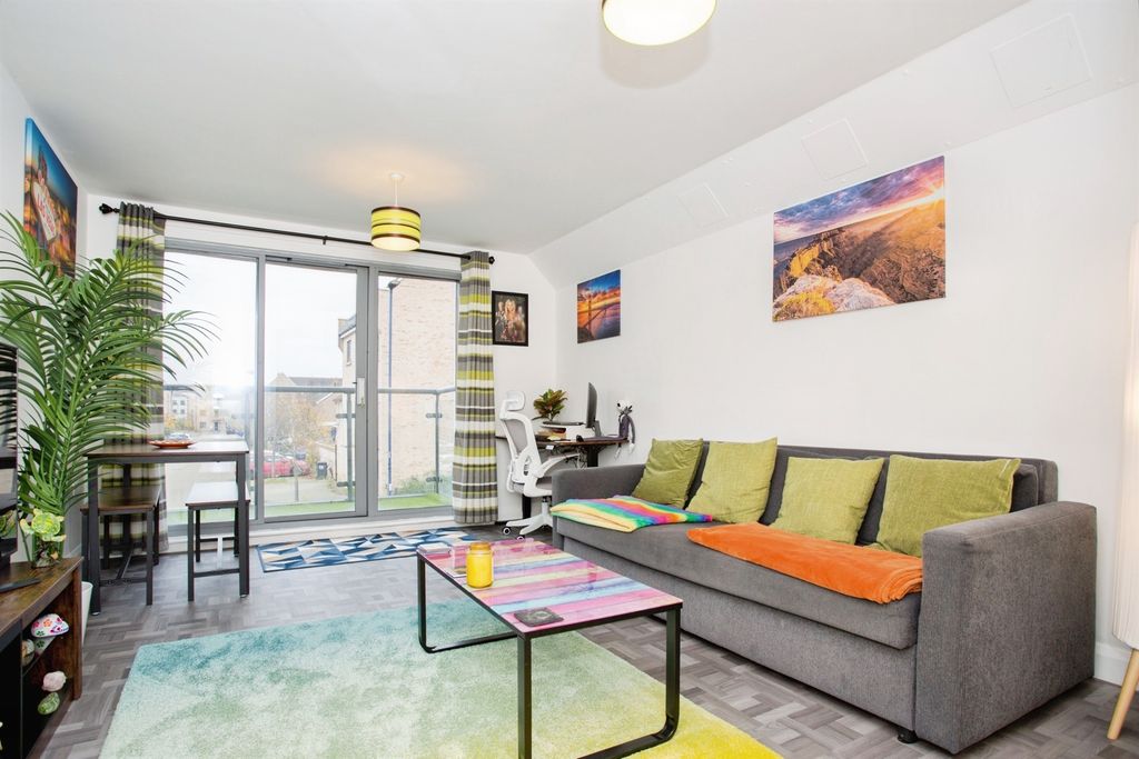 Property photo 3 of 15