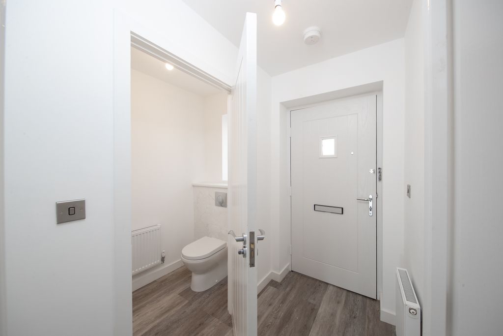 Property photo 2 of 13 Entrance Hallway