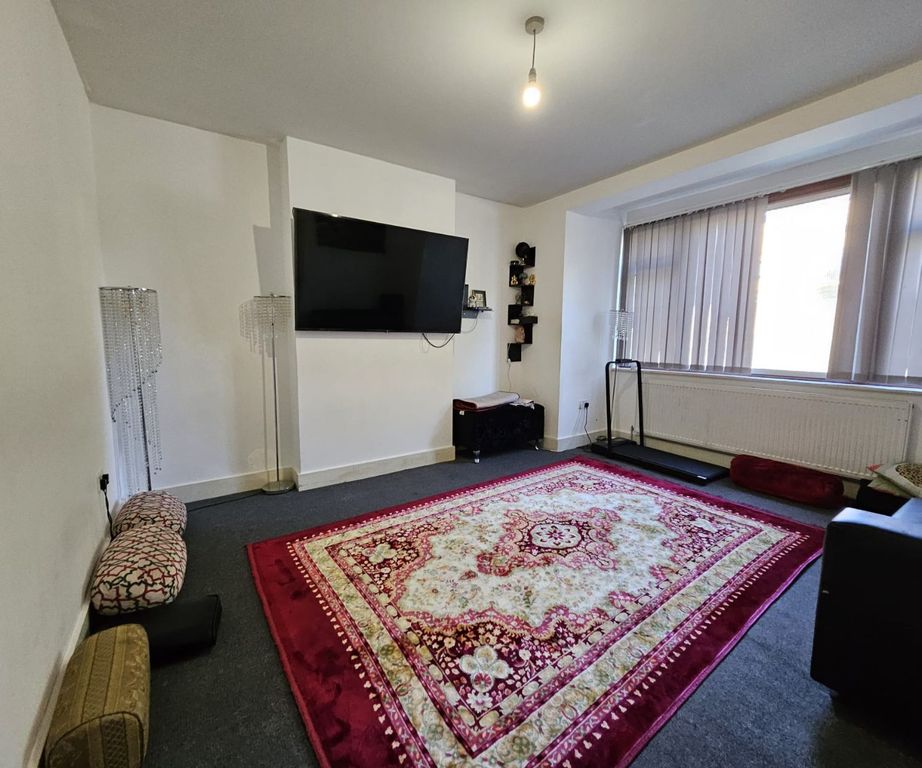 Property photo 3 of 26