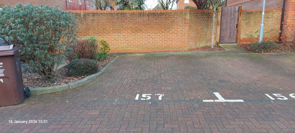 Property photo 2 of 17 Parking Bay