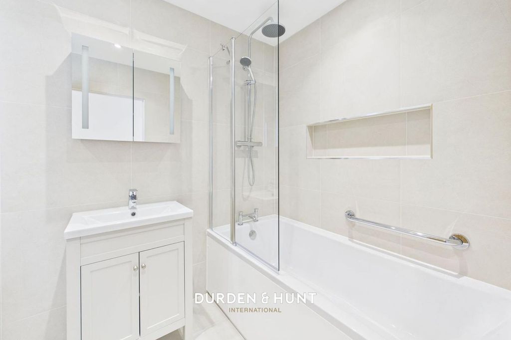 Property photo 3 of 12 Northlands Approach CGI