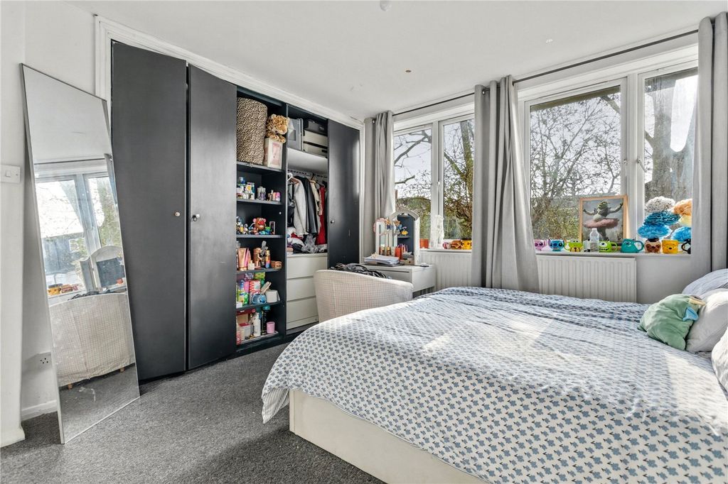 Property photo 3 of 8 Picture No. 09