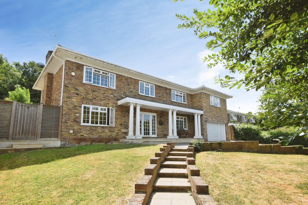 Property photo 1 of 29