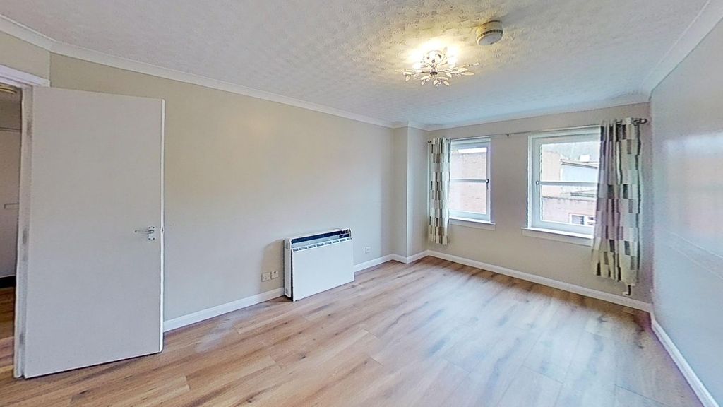 Property photo 3 of 12 Photo 3