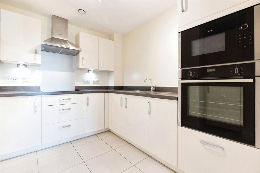 Property photo 2 of 17 Photography