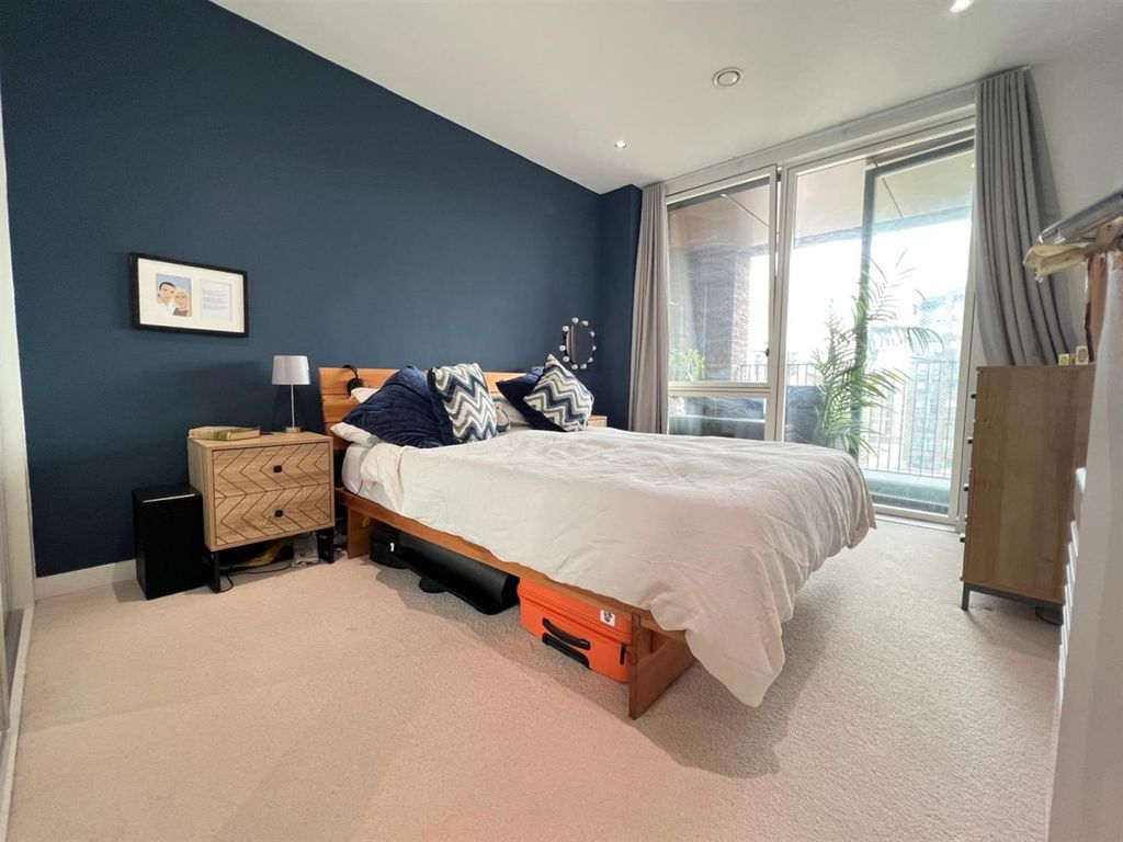 Property photo 2 of 8 05.Jpg