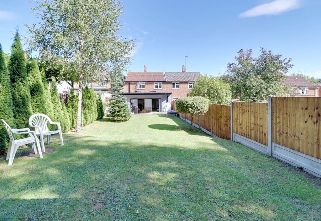 Property photo 2 of 24