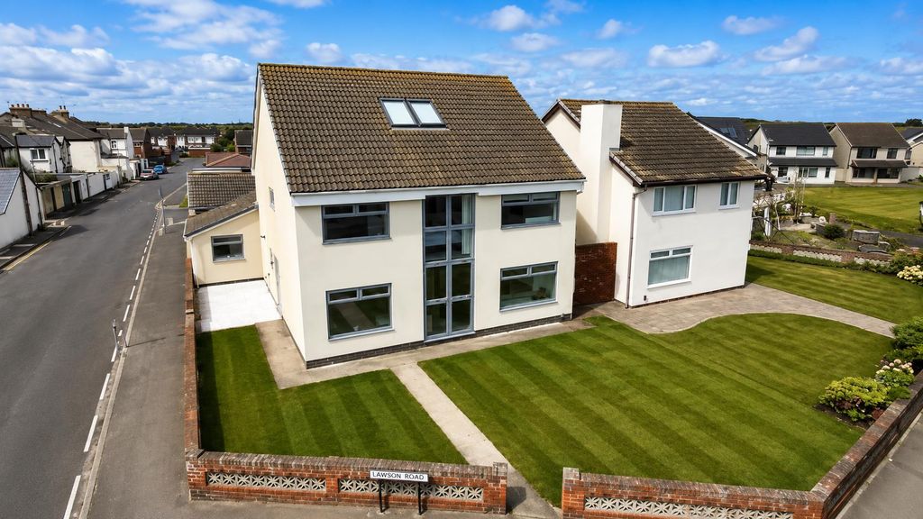 Property photo 1 of 41