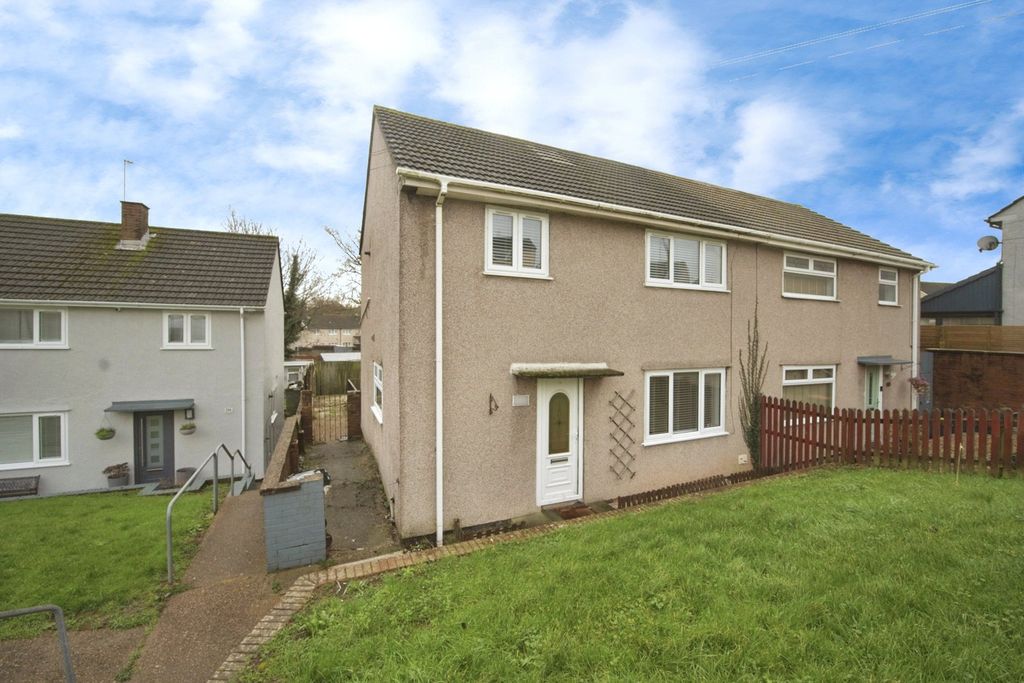 Property photo 2 of 19 Front