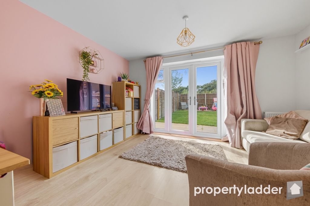 Property photo 2 of 17 Pl-11