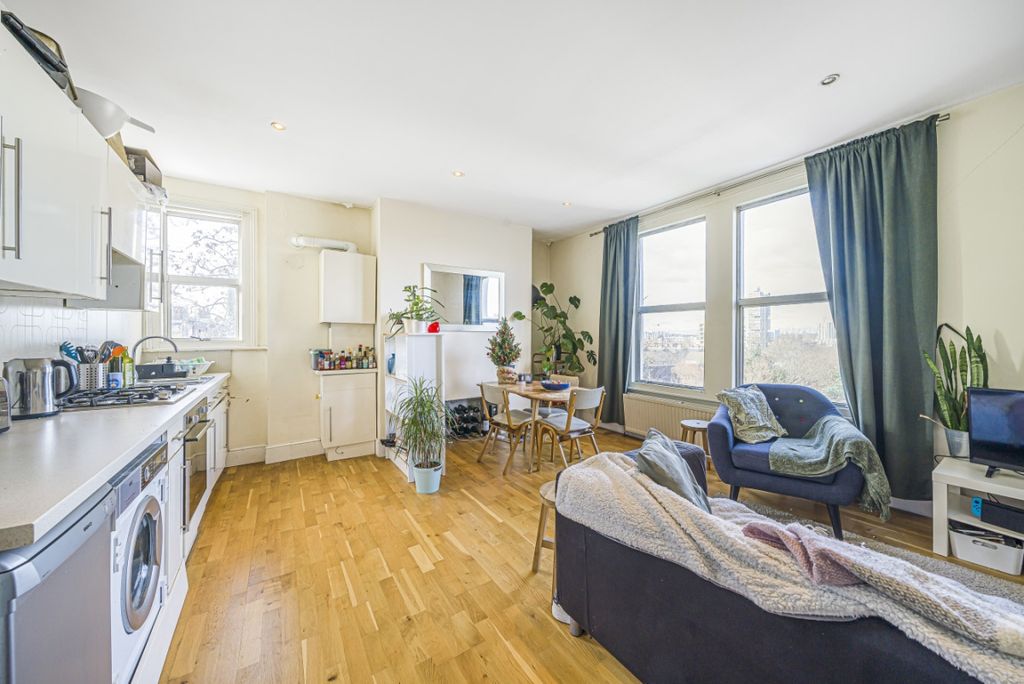 Property photo 2 of 10 944038 (3)