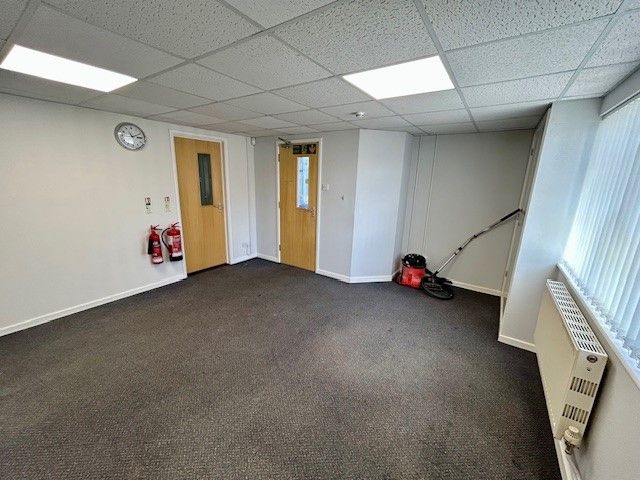 Property photo 2 of 10 Photo 10