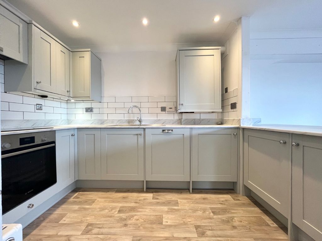 Property photo 2 of 14 Picture No. 07