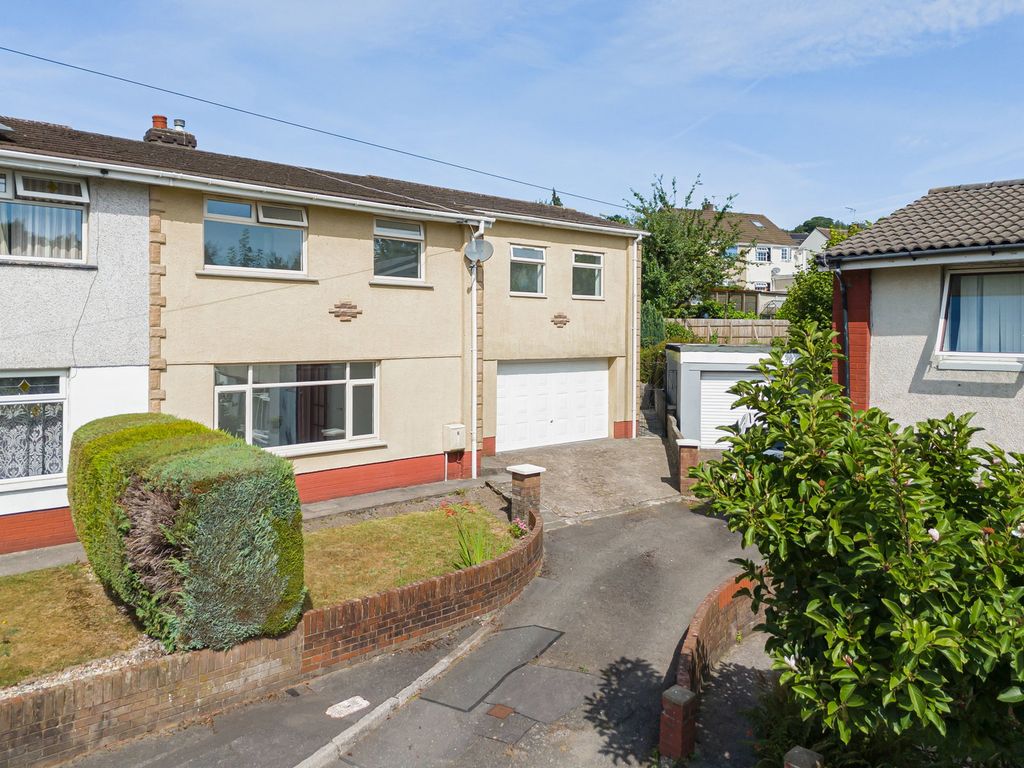 Property photo 1 of 59