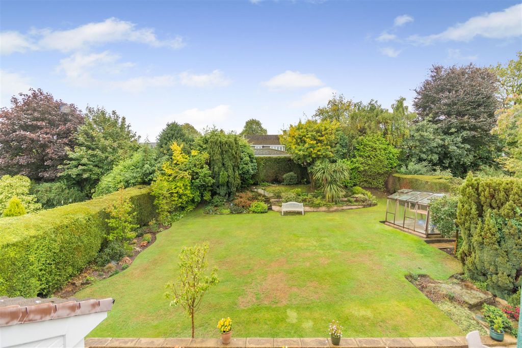 Property photo 2 of 66 8663254-Exterior09.Jpg