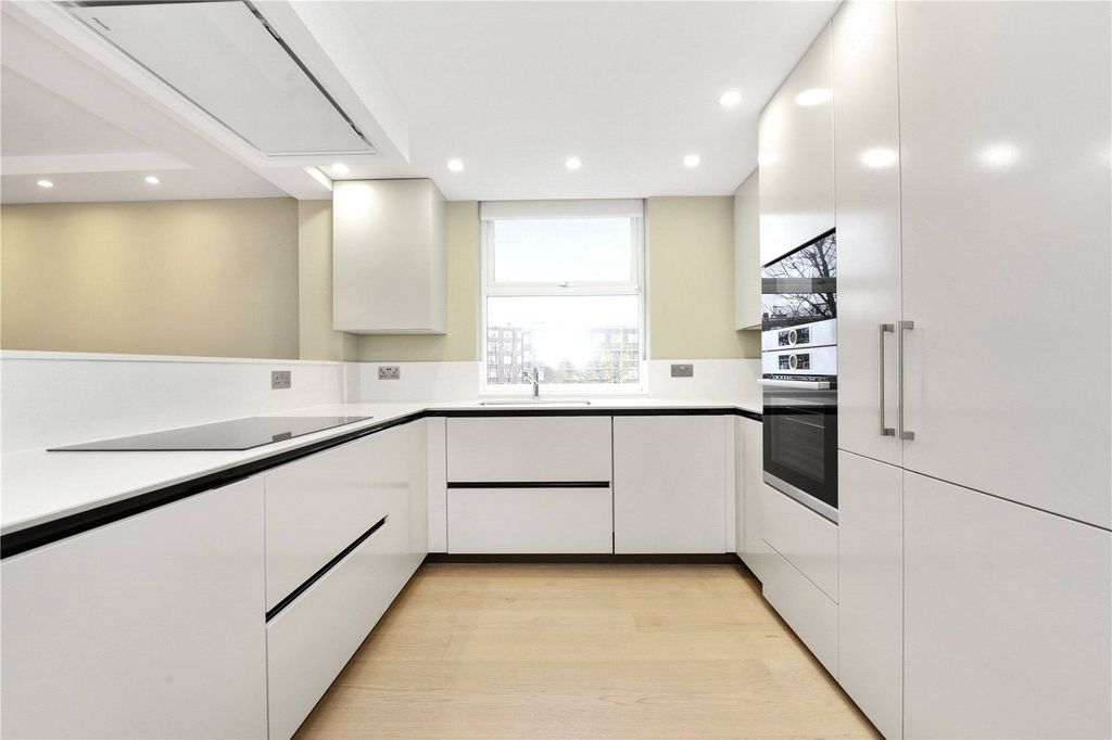 Property photo 3 of 8 Picture No. 03