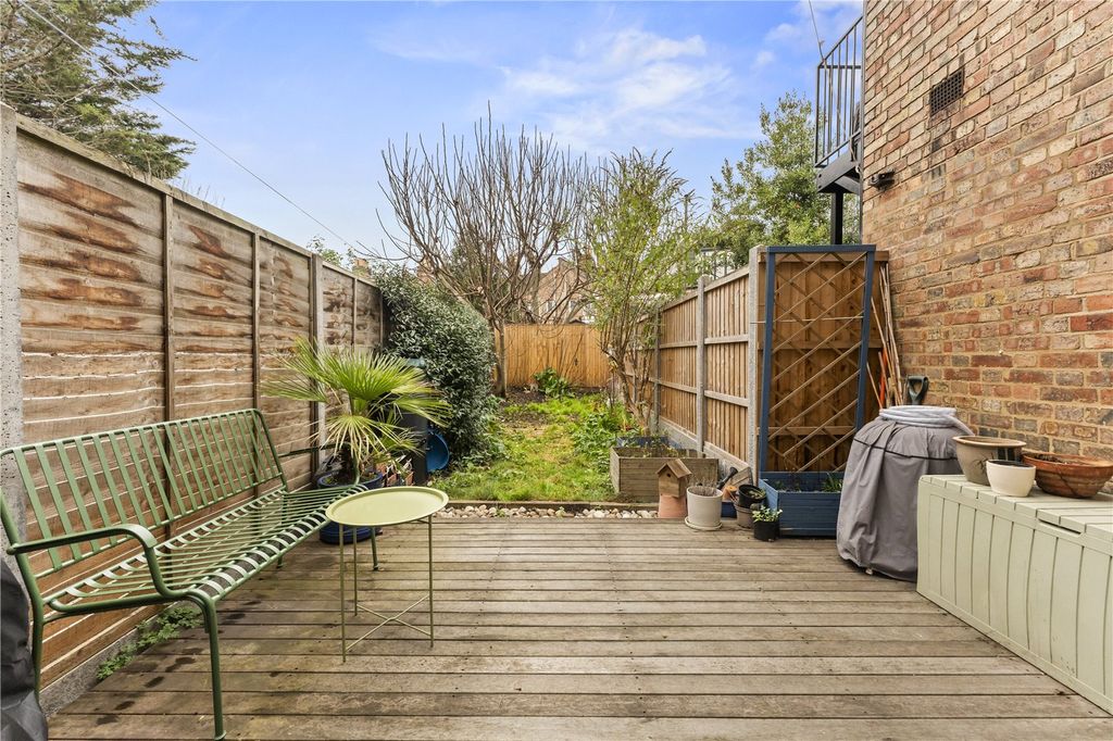 Property photo 3 of 12 Picture No. 13