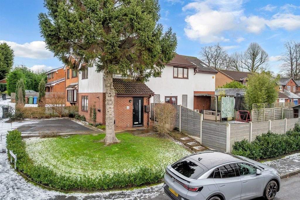 Property photo 1 of 39 (Main)