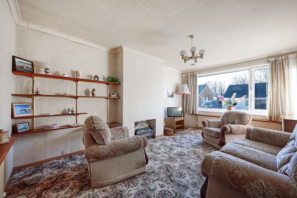 Property photo 2 of 16 4667546