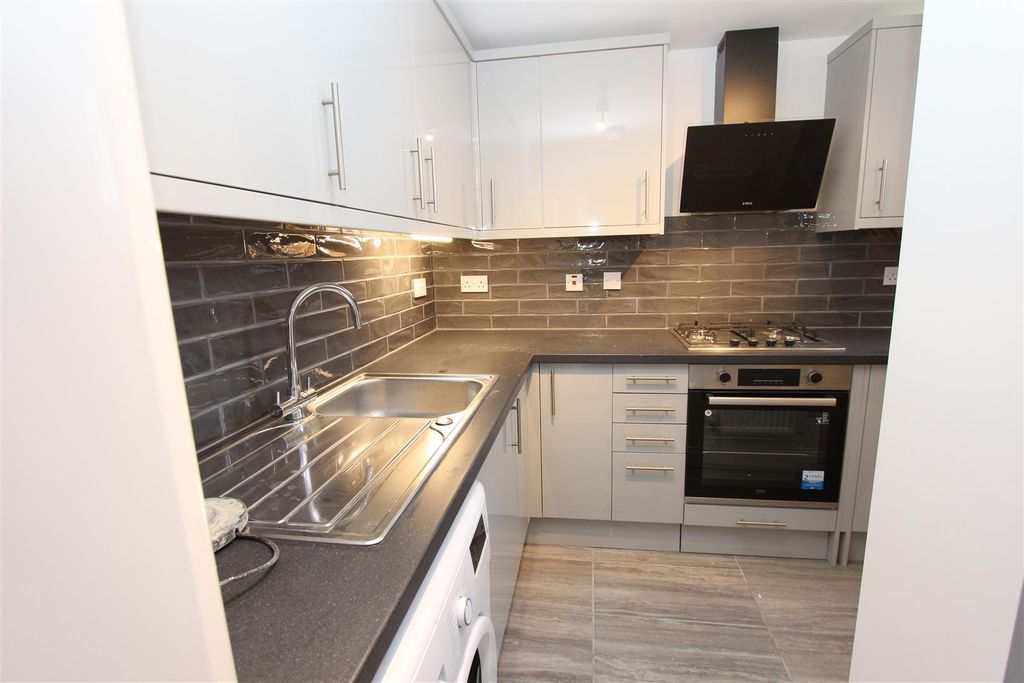 Property photo 3 of 5 Img_5883.Jpg