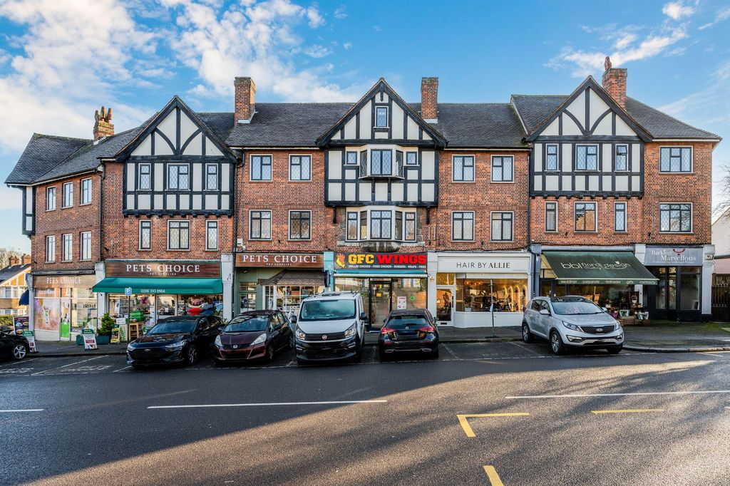 Property photo 1 of 8