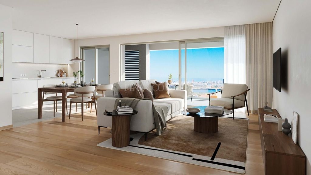 Property photo 2 of 30