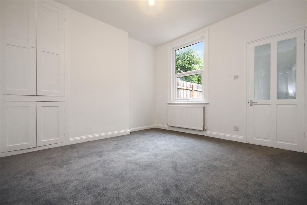 Property photo 3 of 17 Img_1141.Jpg