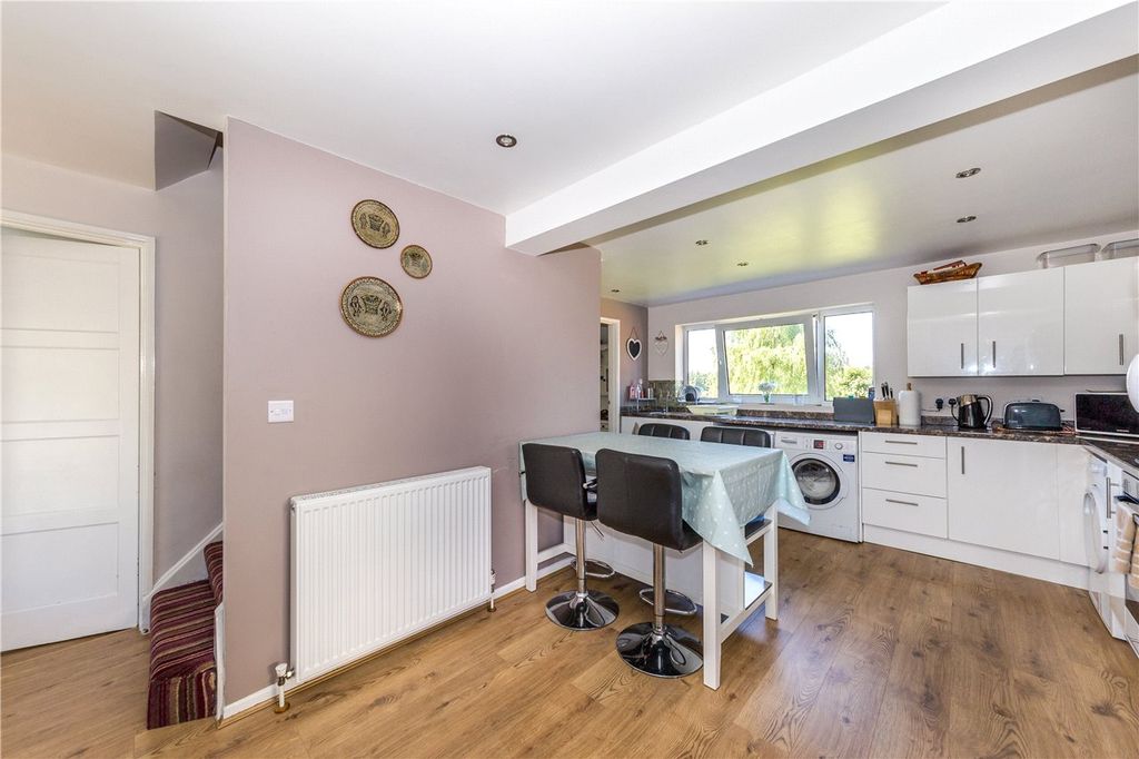 Property photo 3 of 13 Picture No. 09