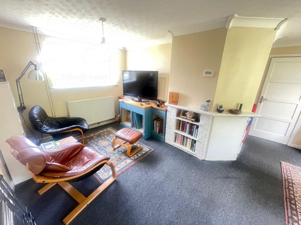 Property photo 3 of 15