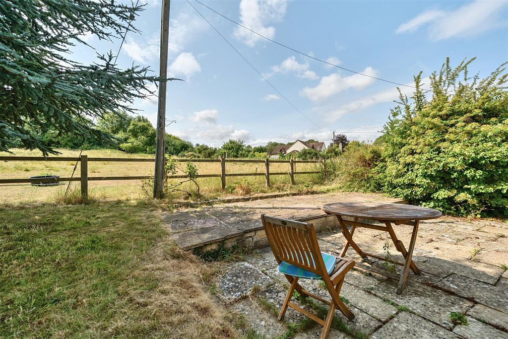 Property photo 3 of 37 1319800-3-6874Df60ee03F.Jpg